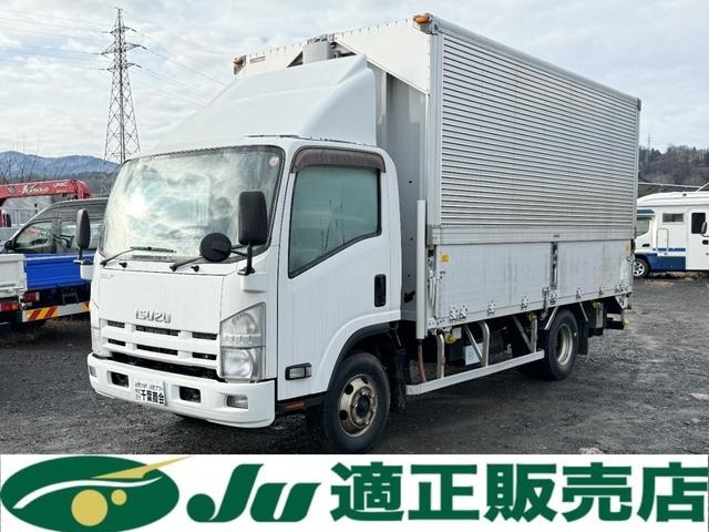 2023 Isuzu Elf