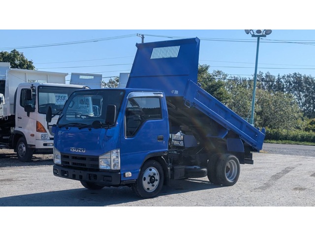 2014 Isuzu Elf