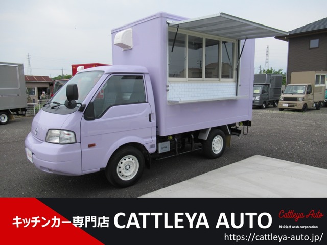 Mazda Bongo Truck 1