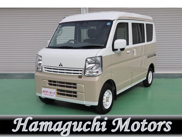 Mitsubishi Minicab Van 1