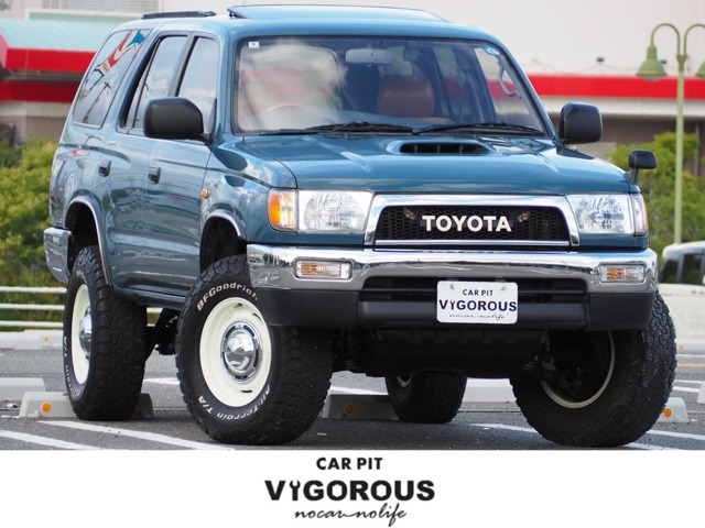 Toyota Hilux Surf 2