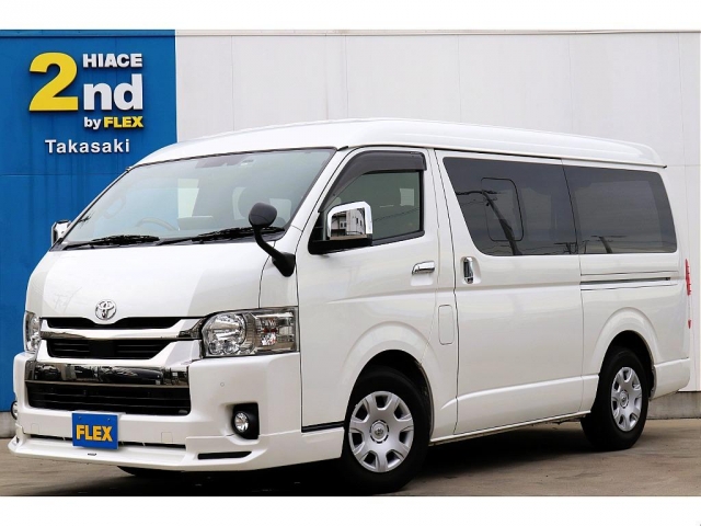 Toyota Hiace Van 1