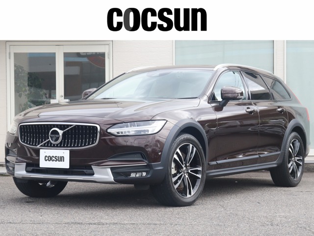 2017 Volvo V90 Cross Country