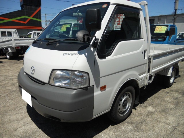 2009 Mazda Bongo Truck