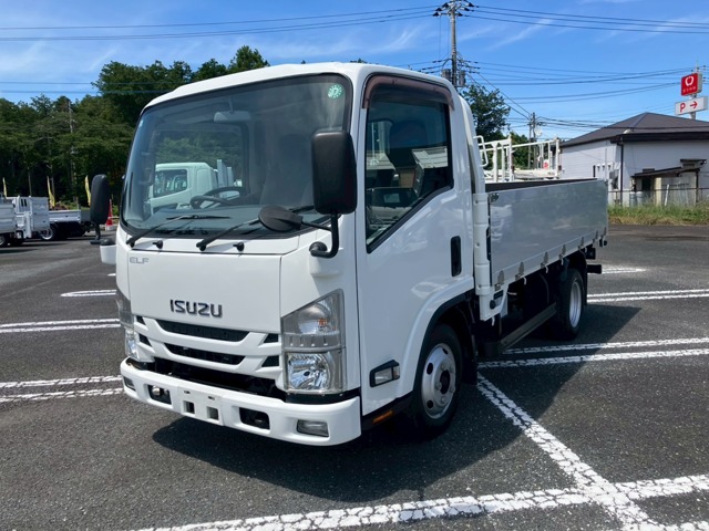 2016 Isuzu Elf