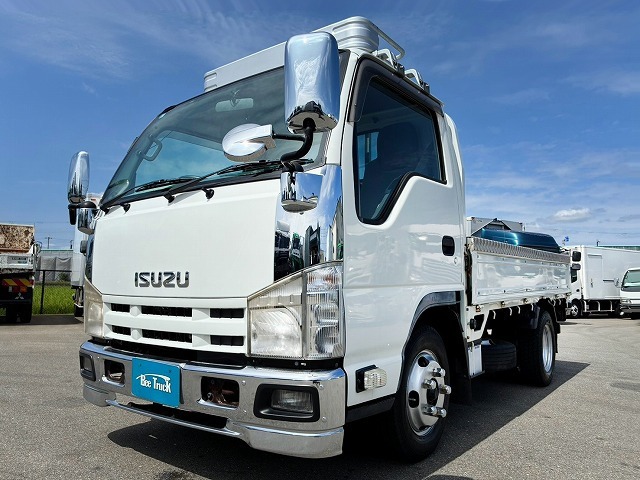 Isuzu Elf 1