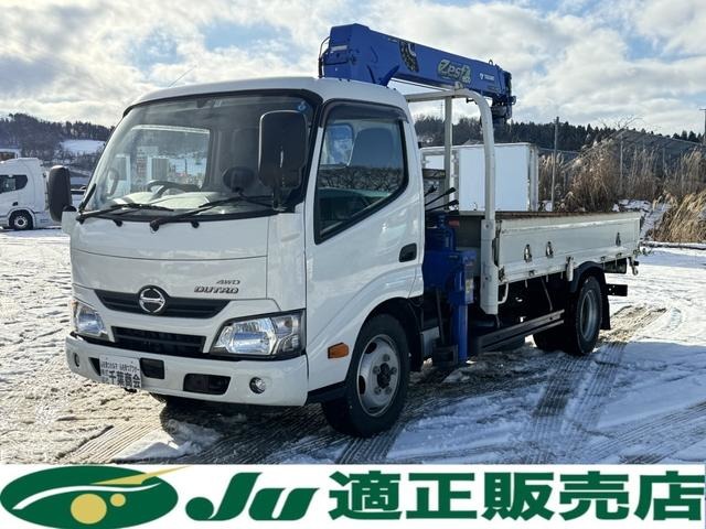 Hino Dutro 1