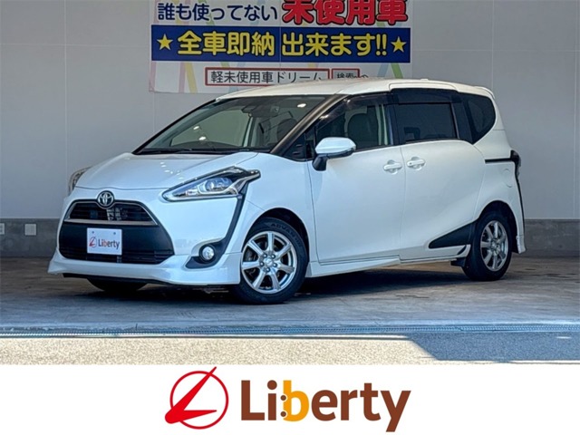 Toyota Sienta 1