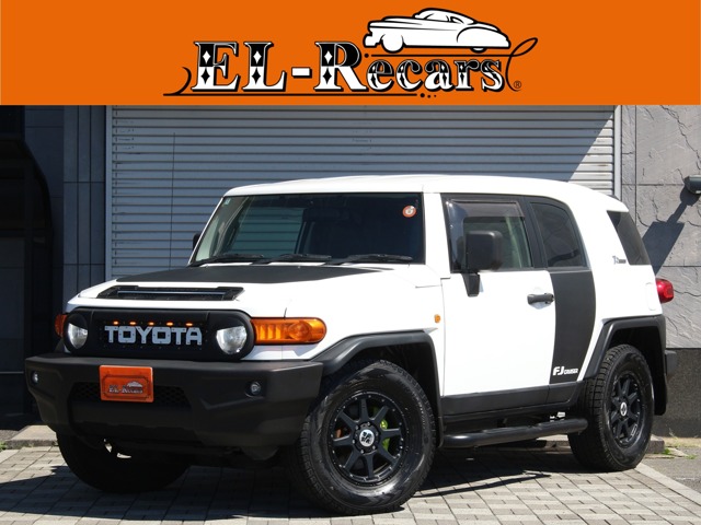 Toyota FJ Cruiser 2