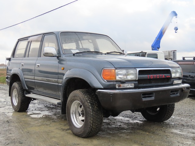 Toyota Land Cruiser 80 1