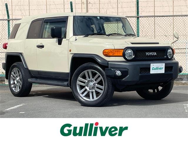 Toyota FJ Cruiser 2