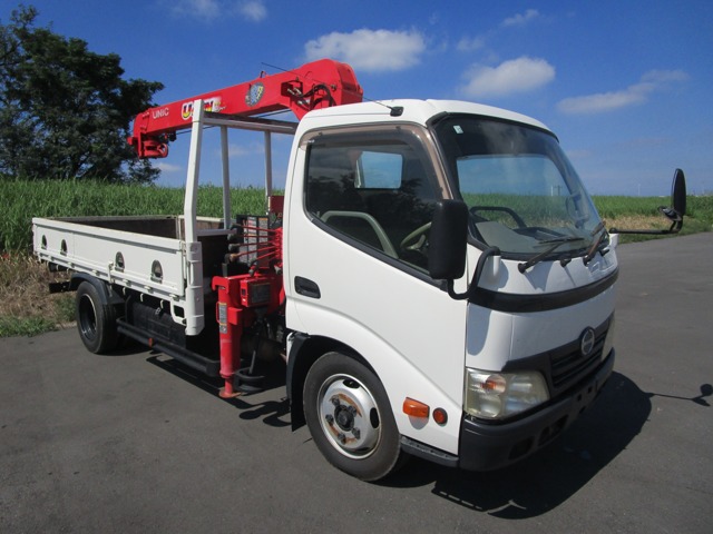 2010 Hino Dutro