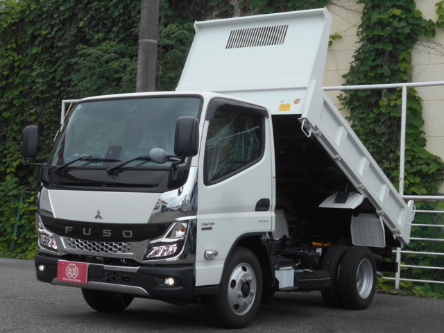 Mitsubishi Fuso Canter 1