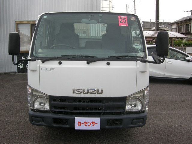 Isuzu Elf 1