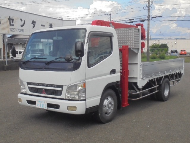 Mitsubishi Fuso Canter 1