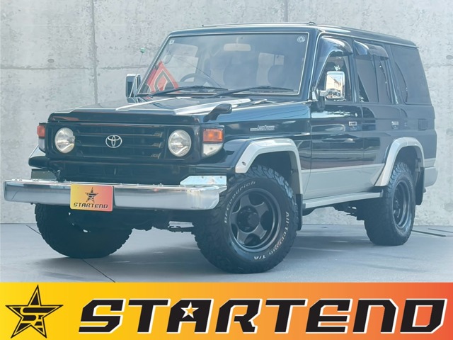 Toyota Land Cruiser 70 2