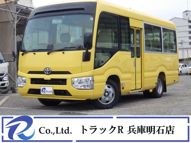 Toyota Coaster 1