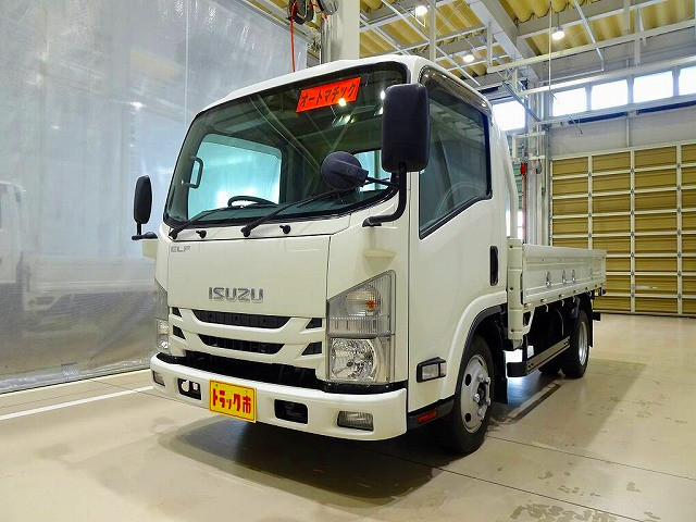 Isuzu Elf 1