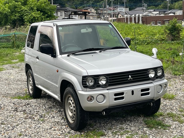 2001 Mitsubishi Pajero Mini