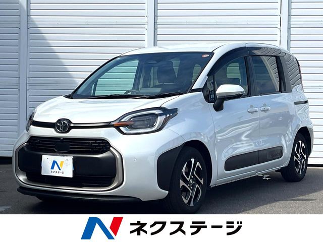 Toyota Sienta 1