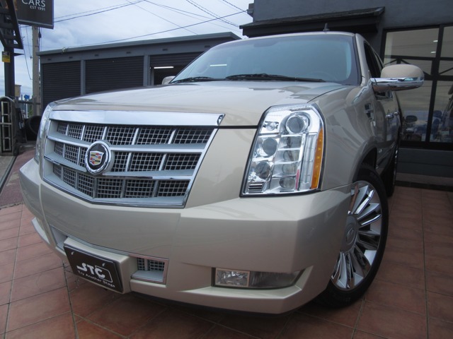 Cadillac エスカレード 1