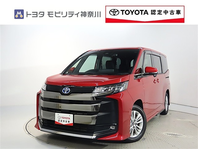 Toyota Noah 1