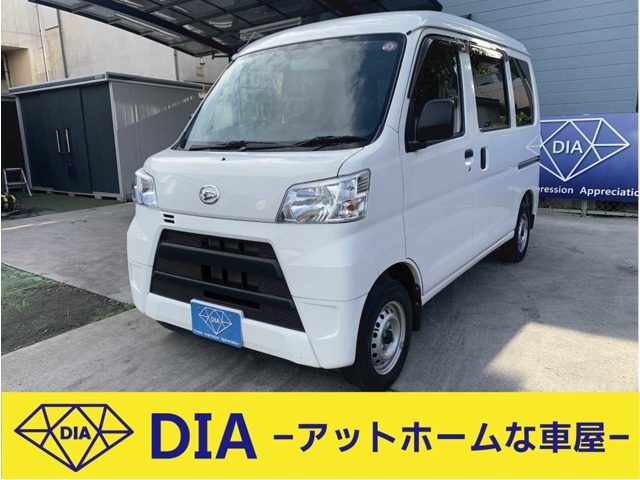 Daihatsu Hijet Cargo 1