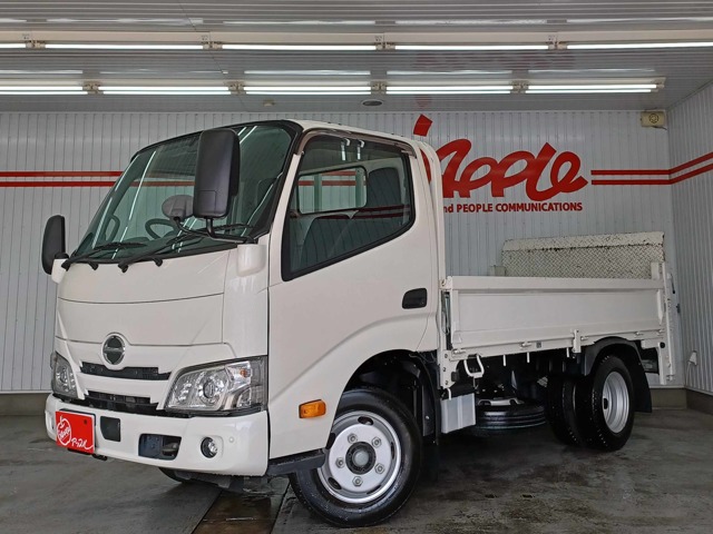 2023 Hino Dutro