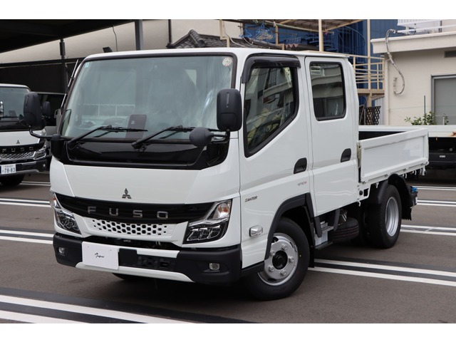 Mitsubishi Fuso Canter 1