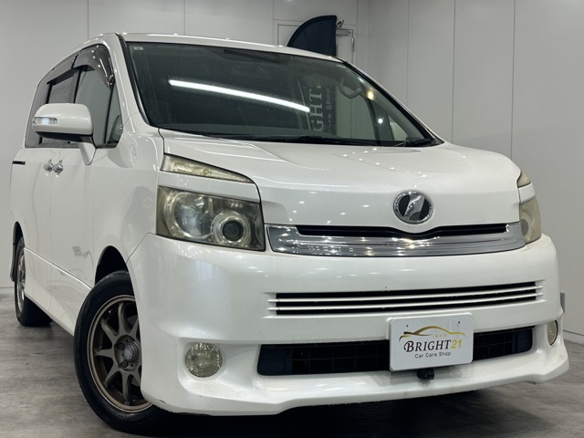 2007 Toyota Voxy