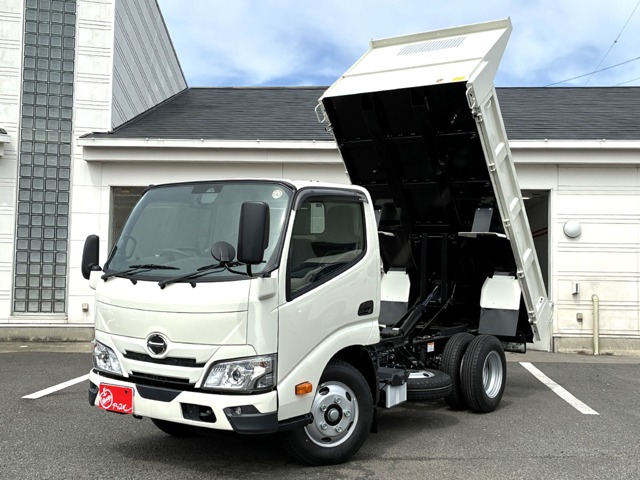 2026 Hino Dutro