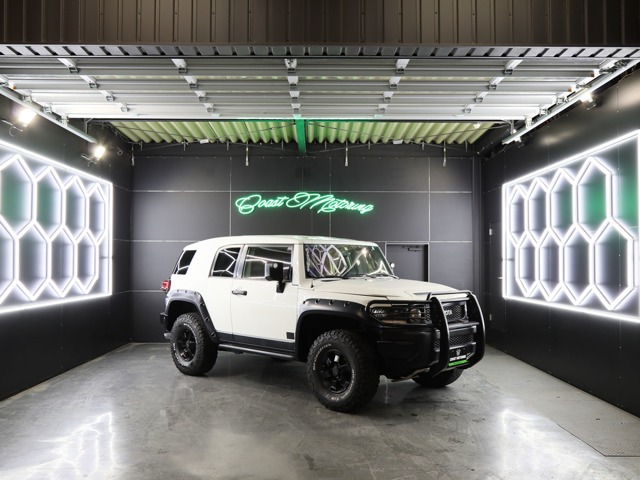 Toyota FJ Cruiser 1