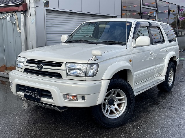 Toyota Hilux Surf 2
