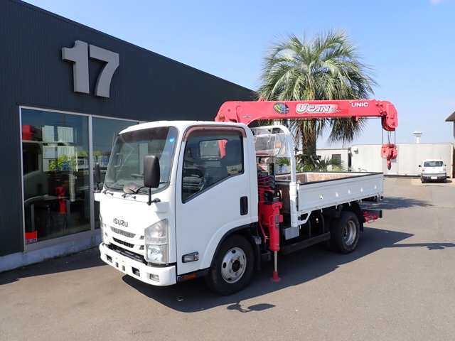 2016 Isuzu Elf