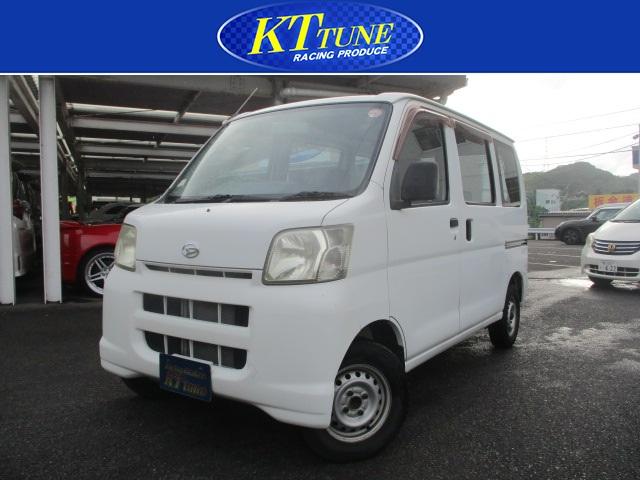 Daihatsu Hijet Cargo 1