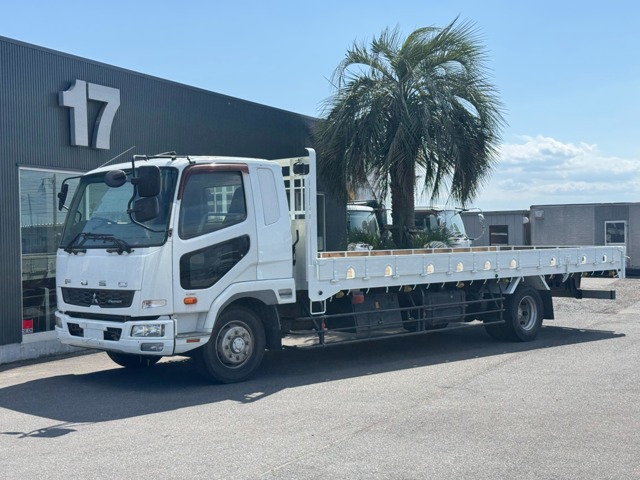 Mitsubishi Fuso Fighter 1