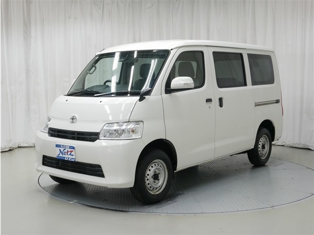 Toyota Town Ace Van 1