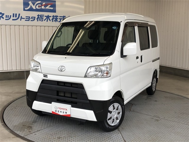 Toyota Pixis Van 1