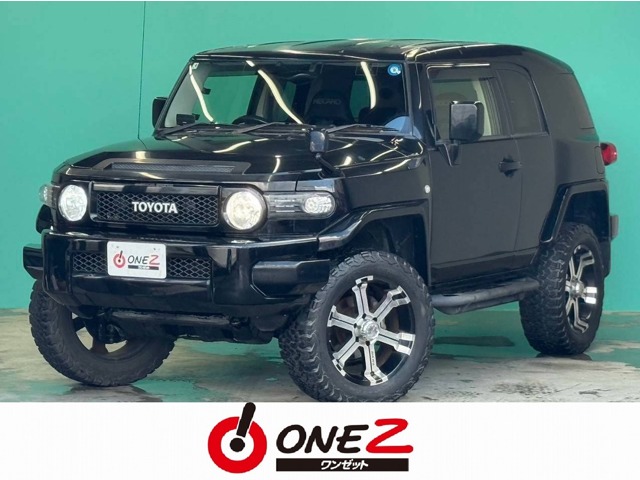 Toyota FJ Cruiser 2