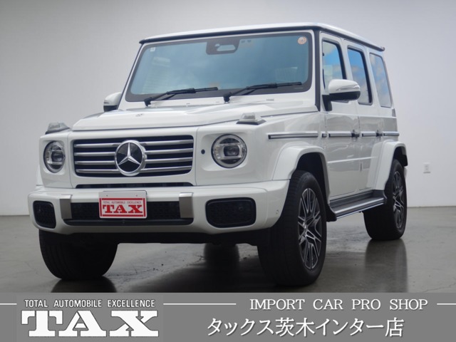Mercedes-Benz G-Class 1