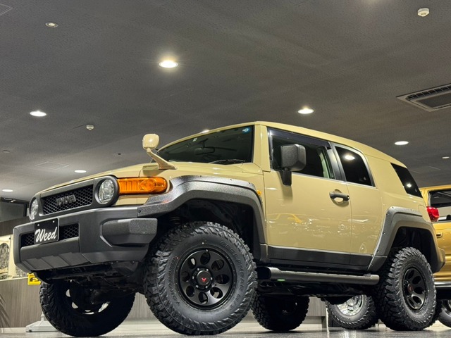 Toyota FJ Cruiser 2