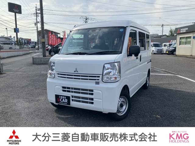 Mitsubishi Minicab Van 1