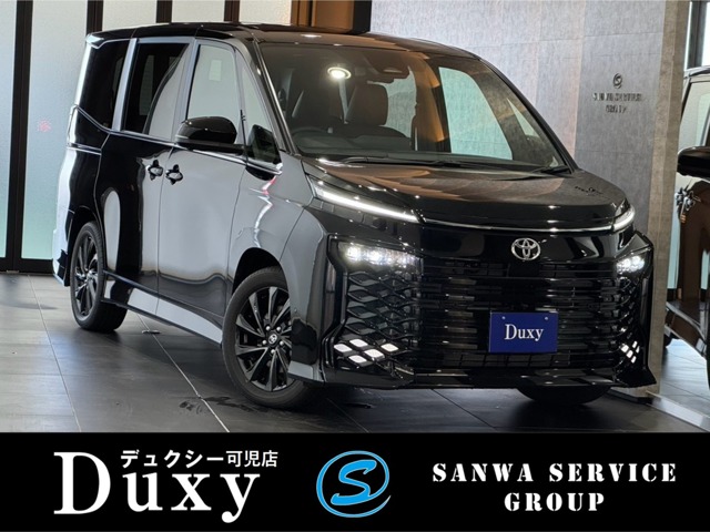 Toyota Voxy 1