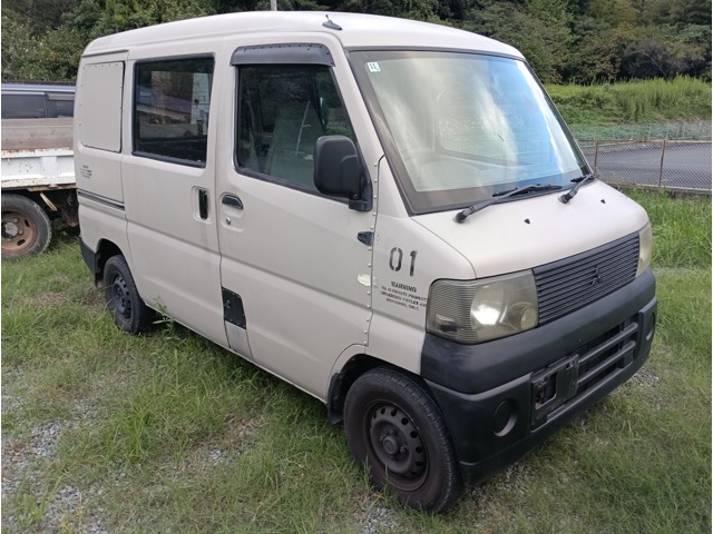 Mitsubishi Minicab Van 1