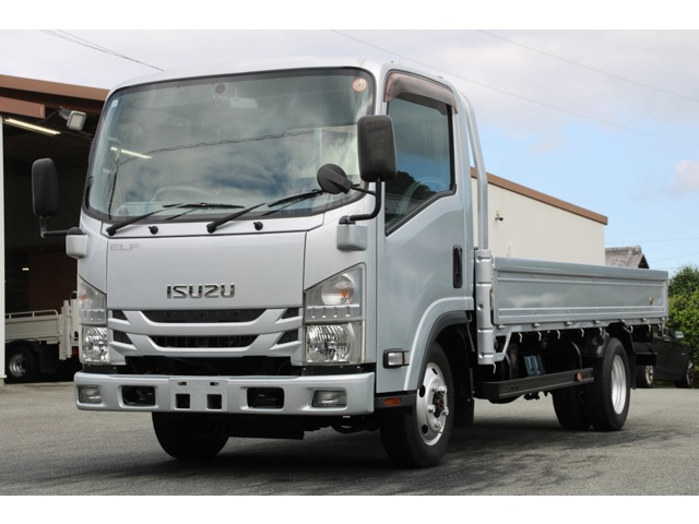 Isuzu Elf 1