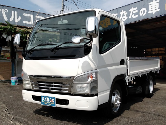 Mitsubishi Fuso Canter 1