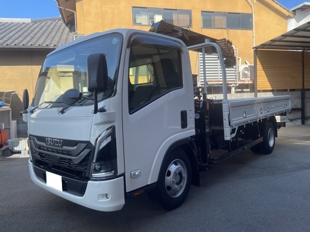 2025 Isuzu Elf