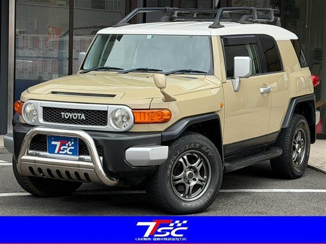 Toyota FJ Cruiser 2
