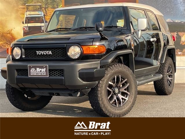 Toyota FJ Cruiser 2