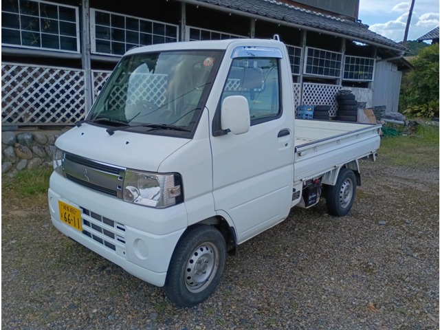Mitsubishi Minicab Truck 1
